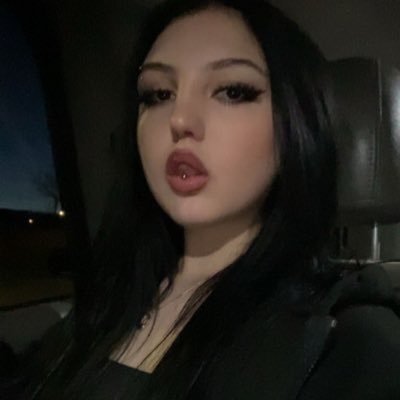 https://t.co/m7BWNCAPmv
18+
pretty, petty, and paid 💕
be respectful, be consistent, be useful
OF verified
snap: missleannxoxo 
Inst: missleannxo
seller