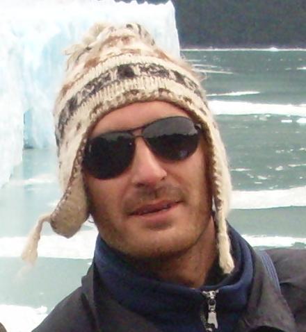 zorrogps's profile picture. pelado, flaco y borracho...  todo exito