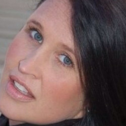 uslgrad98's profile picture. 