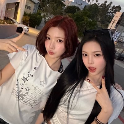 EasyZ_tingle's profile picture. 하츠투하츠 이안 지우 이지즈 팅글인터뷰 올 때까지 숨 참음 #Timetotakeiteasy #쉽게살아가면재미있어빙고 #나이지즈가진짜좋아뻥안치고우리아빠보다좋은이지즈근데이제우리엄마보다살짝좋아지려고함엄마미안 #개쉽네 #존나쉽네 #이지즈처하자 #이지는우리가이지해야할시간 #이지괜찮니너무힘들엇잖아