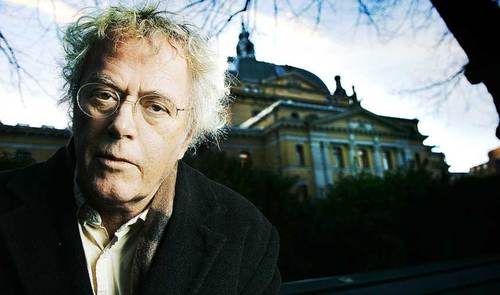 svingstol's profile picture. Inautentisk Dag Solstad. Forfatter og kulturkritiker. Glad i sport.