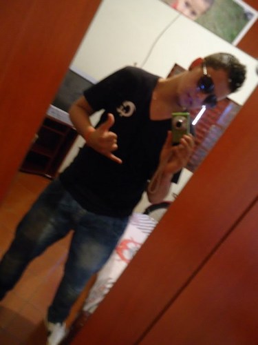 Quem abre a porta mostra que vai receber alguem,
Quem abre o coração não quer que ninguem fique de fora!!!!!
#Ousadia e Alegria...