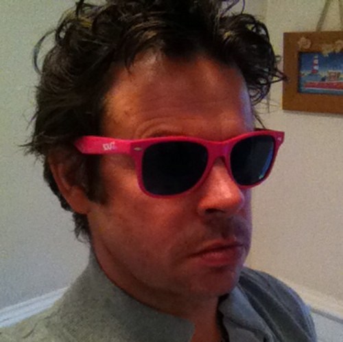 ziggyflipper's profile picture. Born into a world of ebb and flo. given up going against the tide years ago. i live for peace and love. and i fear the pope. love all serve all.