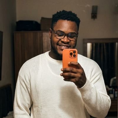 Sports enthusiast, Better Amebo with funny videos and contents.
All things sports.
FULL TIME MANCHESTER UNITED ♥️🔴🔴🔴