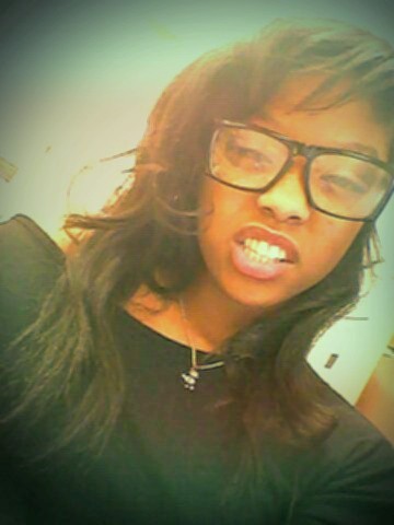 Mirahcle hodges, december 27, waverly high. #teamlightskin  #teambeautiful #teamcapricorn #teamlonghairdontcare #teamclassy follow me tho ill follow back =)