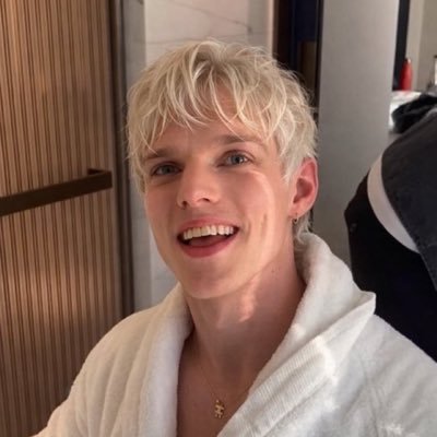 ✧ 𝔏𝒖𝒗 ; rpg individual
