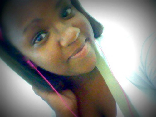 A Girl with a Dream. Smile you are beautiful. Tweets you will love and cherish.