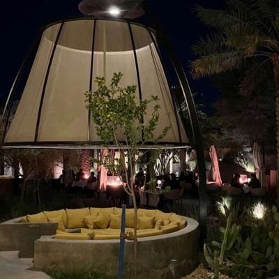 كــن كمــا أنـت ولا تكـــن نســـخة مــن الآخــرين 😴🍃..
