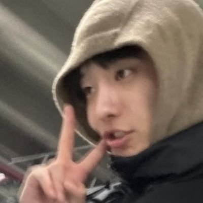 우즈 ft. LEoWOnJmyni😼