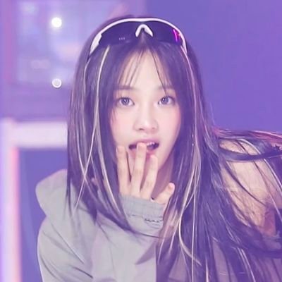 izay ⚢ VAI VER O SKZ DNV