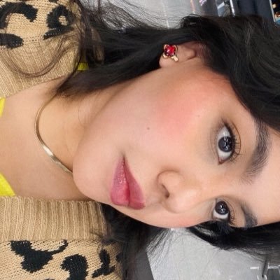 me gusta la música y ser fan. usualmente siempre estoy siendo hater de Andrés ˚ ༘ ೀ⋆｡˚ 111