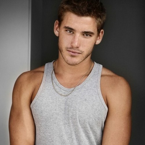 good671's profile picture. 🏳️‍🌈 DM me pissing pants pics or vids and hit me up for custom vids