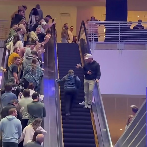 Adewin026's profile picture. https://t.co/JZ9XufiMJ7