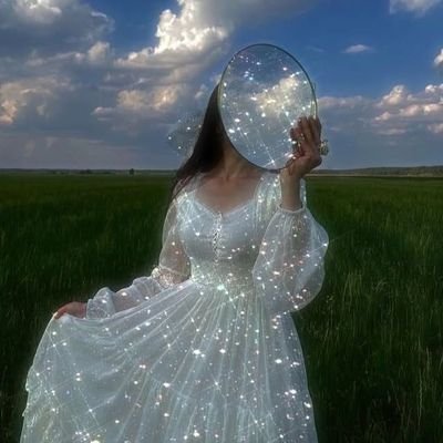 Noᥫ᭡ssa🤍نورالحب🪞💜👑