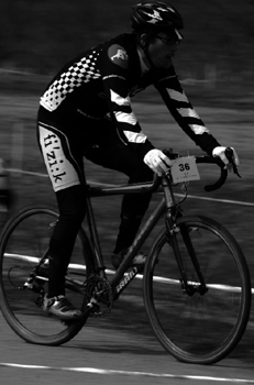 qtrvspop's profile picture. ・・・・！I love music, mtb(XC), CX, たこ焼き*****You can also find me at:CycleStyle Cafe : qtr / Last FM : qtrvspop