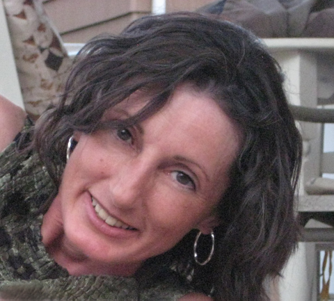 deezdezigns's profile picture. http://t.co/LHdajNmYmO