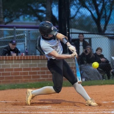 Pitcher/Utility | 2028 | Atlanta Vipers ‘09-Gonce |👩🏻‍🎓|Gray Collegiate Academy High-School | USA All-American. Email: Georgiagilman10@icloud.com