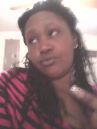 It'$ Me ya girl DiEsEl Bitches Mahki's moma outcha tryna get it fa me and him.. I givess 3 fucks bout the next... RNS