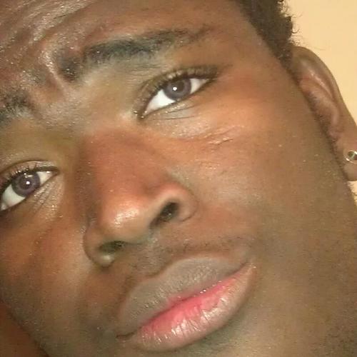 Im me, outgoing, creative, funny, and real! Im that guy that you wanna hate bt you just dont have any reason lol