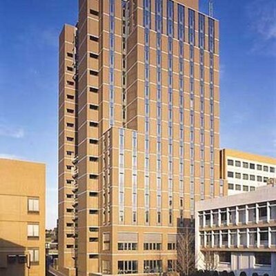 名城マン 我らが名城大学先輩 入間人間 いるま ひとま 先生の ぼっちーズ うちの大学が舞台です 暇があるときにでも読んでみてください