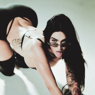 𝘝𝘢𝘮𝘱𝘪𝘳𝘦 𝘎𝘪𝘳𝘭