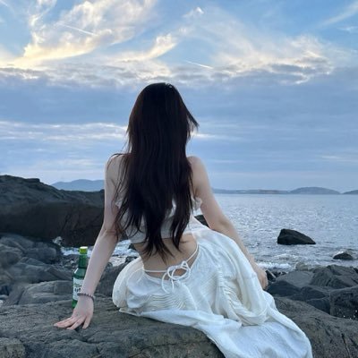 只约线下，见面付满意付，约线下私聊我聊天号     @OzanCkn