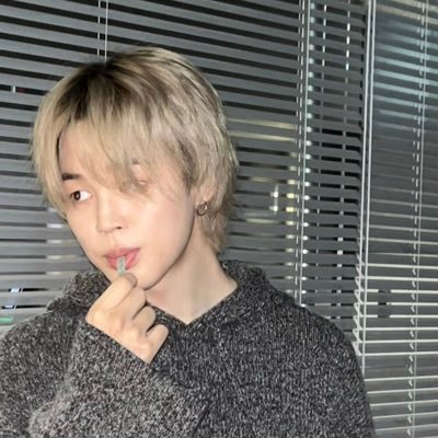 BTS ⁷