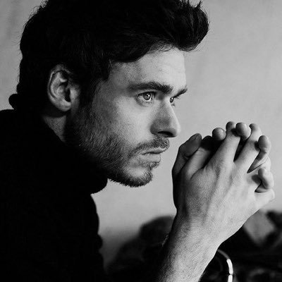 𝚁𝙾𝙱𝙱 𝚂𝚃𝙰𝚁𝙺 ( 𝙱𝙾𝙳𝚈𝙶𝚄𝙰𝚁𝙳 ). ‍