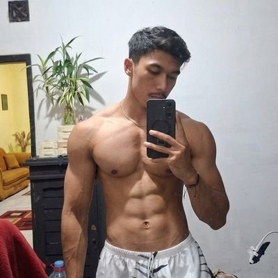 ZeldaPkinizisa's profile picture. 