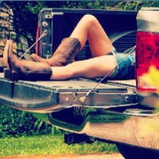 Alabamagirlz's profile picture. There's nothing sweeter than an Alabama girl. Roll Tide y'all ❤