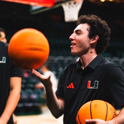 College student. Builder. Making AI work for college basketball. Portal War Room in the App Store now!