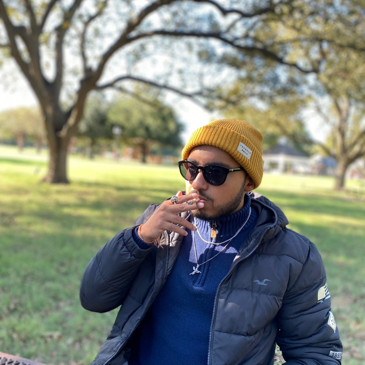 Dableau710's profile picture. Indian Essence 🇮🇳 American Made 🇺🇸 Professional Gardener 🍃