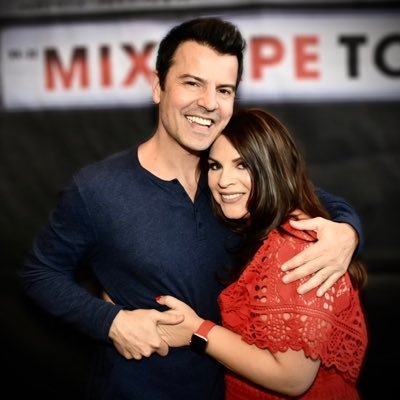 TweetmeJordan's profile picture. *Wife*Daughter*German*Peruvian*a bit Texan*Goofball*Optimist*Dog Lover*Shirt Sizzler*Overthinker *JK Addict & Devoted BH*Health Nut*Foodie*FC Bayern Super Fan*