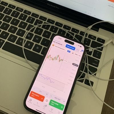 Reading charts like a pro 📊
Discipline = Profit
One setup, one win