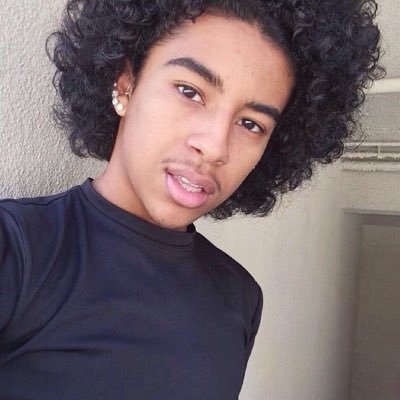 𝖘𝖚𝖇𝖒𝖎𝕾𝕾𝖎𝖛𝖊 🕳