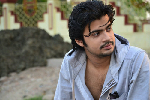 prantik001's profile picture. Actor, dreamer , achiever ......n yes painter !!!!!!
