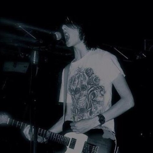 TristanGuitar's profile picture. fulltime muzikant, vreetzak, lambal en party animal.