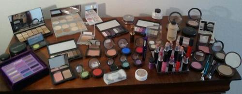 macaddict421's profile picture. freelance make up artist