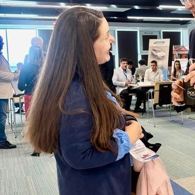 Защото защо завършва на о