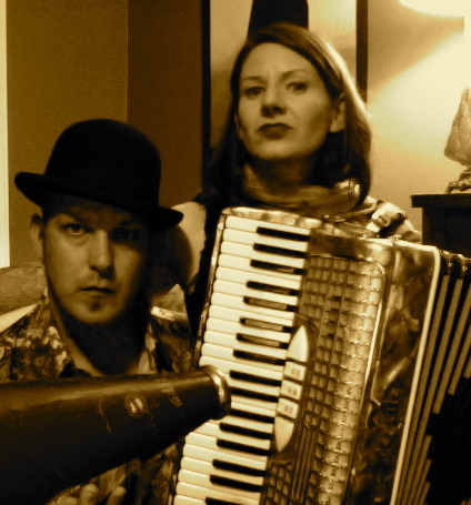 Bakelite 78 is a Seattle band that performs all genres of early 20th century Americana, including swing, blues, country, jazz, and Vaudeville.