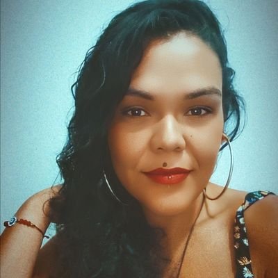 Ativista Direitos Humanos | Militante Mov. Negro | Feminista | Anticapitalista | Frentina na Frente @frentedf1 | @inst_peregum | @UNEafrobrasil | @coalizaonegra