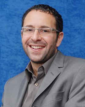 dan928's profile picture. Hi! I am Daniel. I'm one of 5 marketer, that work in a marketing agency in New York City.