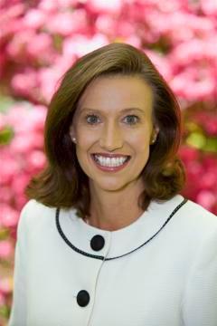 Former Alabama State Senator and Member of the Alabama House of Representatives; Attorney; University of Memphis; Married to Coach Curley Hallman.