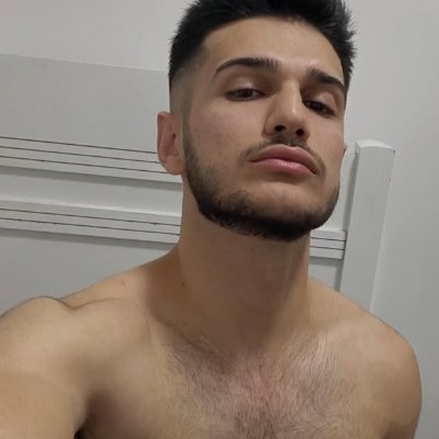 ‏