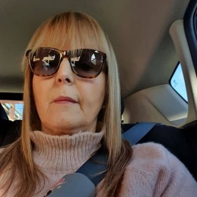 Sophia Isabella | 70 anni
Una donna di cuore, di storia e di successo
Lusso discreto e amore per la vita 💫