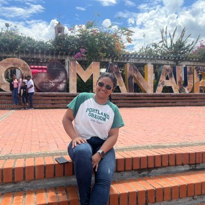 👷🏽‍♀️| Ingeniera Civil
🌅| Magangueleña
📍Valledupar, Cesar, Colombia
Jucga y amante del vallenato 🤎
AP😍
