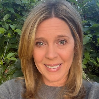 Leader, mother, loves technology, works hard, involved in my kids lives, happy!