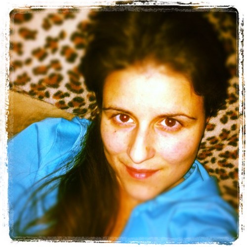 Marisa_aka_Bee's profile picture. 