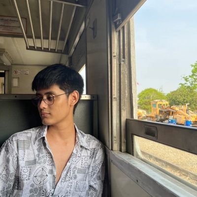 ชื่อ : พจน์
อายุ : 25
เอาไว้ดูคลิปเฉวววว...อย่างเดียว