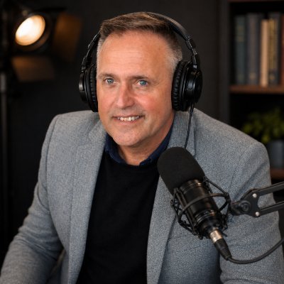 Brown9Paul's profile picture. 👉 Subscribe to support these authors and help keep these stories alive. Down Under Interviews: https://t.co/DIv9ZqV6xc